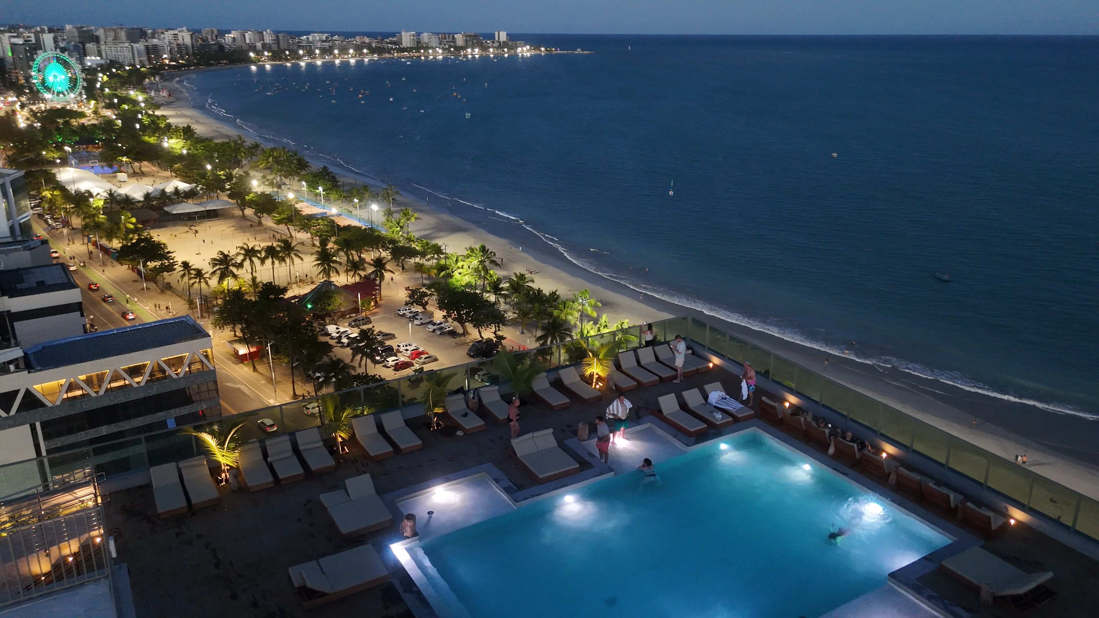 Piscina — Sais Beach Living Hotel